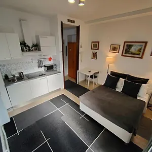 Short Rent Porta Vittoria Apartamento